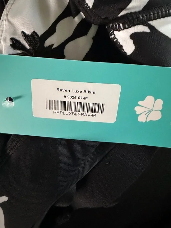 HAPARI Raven Luxe Bikini (Top Only) Size M - New With Tags - Picture 4 of 4